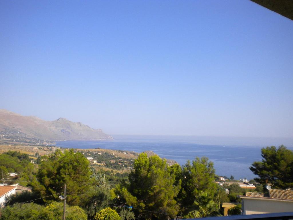 Holiday Home Cala Bianca 卡斯泰拉马莱 外观 照片