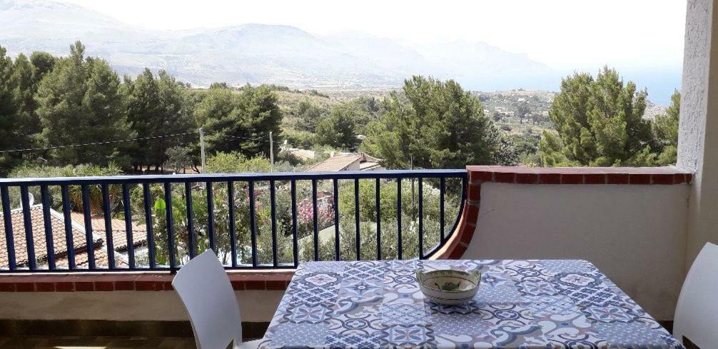 Holiday Home Cala Bianca 卡斯泰拉马莱 外观 照片
