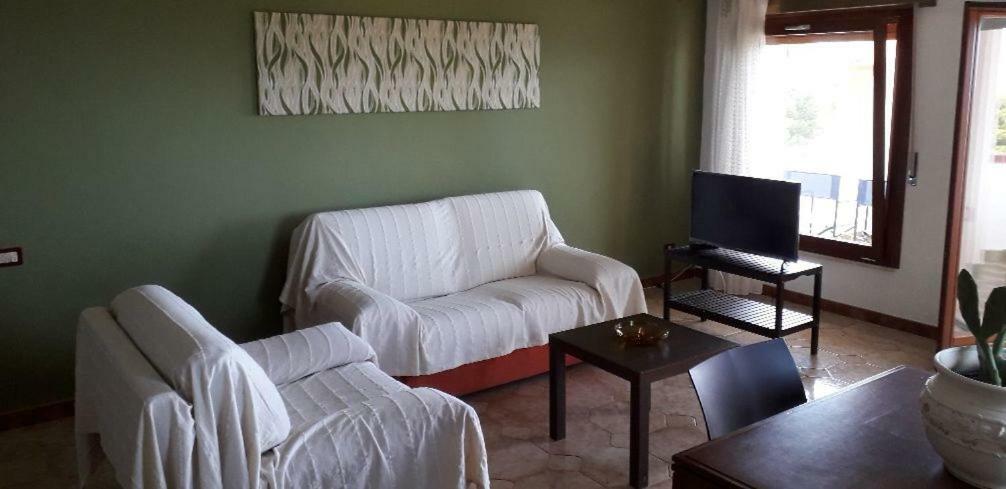 Holiday Home Cala Bianca 卡斯泰拉马莱 外观 照片