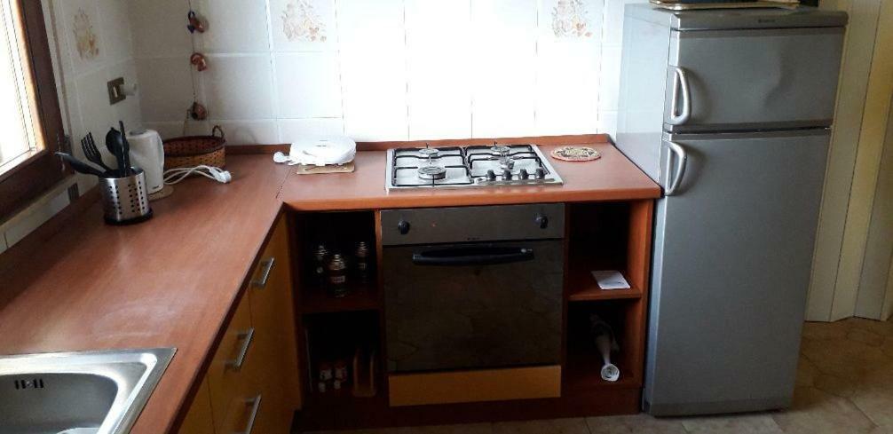 Holiday Home Cala Bianca 卡斯泰拉马莱 外观 照片